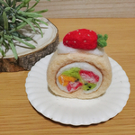 ロールケーキのピンクッション