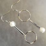 アシンメトリーワイヤー＆パール・ピアス（シルバー）