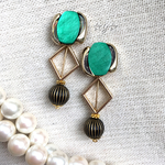 ☆Vintage Button☆グリーン×ブラックなおしゃれピアス イヤリング