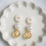 マーガレットの春ピアス/イヤリング