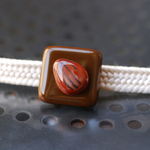 バレンタインにも♪アーモンドチョコの帯留め