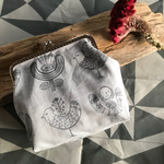  ミナペルホネン手ぬぐい がま口　flower bird