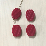 VINTAGE RED OVAL TWIST ACRYL BEADS
