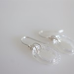 スワロとスターリングシルバーのピアス／イヤリング　Oval Dangle sterling silver