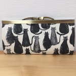 【ｍ様受注分】黒猫柄のがま口長財布