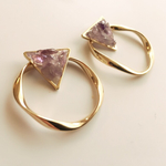 トライアングルリングピアス