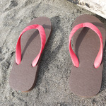 TSUKUMO日本製ビーチサンダル　ブラウン×レッド