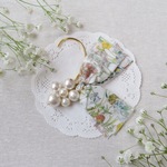 wild flowers*イヤーフック(ライトグリーン＆パステル)*リバティー