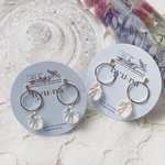 ひとひらの花びら ピアス/イヤリング
