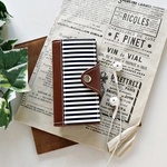 細ボーダー◆iPhoneX/iPhone8/iPhone7/iPhone6/6S/iPhoneSE/iPhone8plus/iPhone7plus/6splus◆手帳型スマホケース【ネイビー】