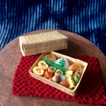 ミニチュアフード 竹かご焼きおにぎり弁当