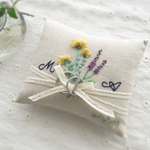 ＊手刺繍＊リネンのリングピロー