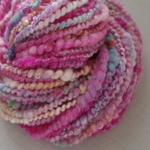 手つむぎ変わり糸〜textured yarn〜  ハンドスパン ピンク 43g　#2118