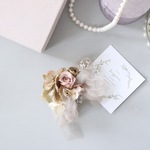 mama corsage  19