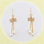 【SALE】クリスタル　リボン×チェーン　ピアス　☆イヤリング可