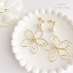 再103* 高品質♡大花のワイヤーフラワーコットンパールピアス/イヤリング