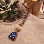 ブルー陶器チャームとウッドビーズの革ひもネックレス✨