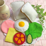 【再販】具材たっぷり！サンドイッチ  フェルトままごと