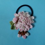 桜の花のヘアゴム