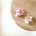 春待ち桜のビジューピアス