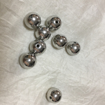 ＣＣＢビーズ8粒(10mm)シルバー