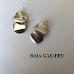 シンプルシルバーメタルピアス