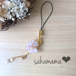 桜と雫のストラップ