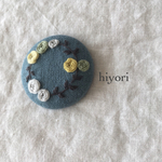 刺繍ブローチ