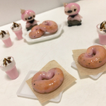 チョコいちごなハートベーグルとフラペチーノ