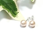 【送料込み】sun 🌟 simple  cotton pearl ( pink) ピアス 