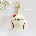 赤色ベレー帽のシマエナガちゃんキーホルダー