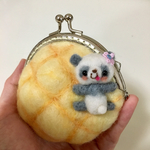 メロンパンにぎゅっ♡がま口財布