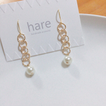 ロングチェーンのパールピアス/イヤリング