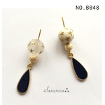 No.B048 ユラユラ♩ネイビーの雫×星柄 ピアス / イヤリング
