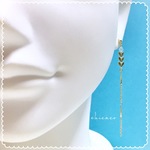 SALE♥SWAROVSKI＆リーフのロングチェーンピアス／イヤリング