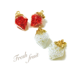 🍓 送料無料 🍓✨ ストロベリー 赤い 苺 イヤリング  シンプル 可愛い スイーツ アクセサリー  ✨