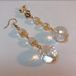 クリスタルカットのロングピアス