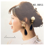 No.B051 ユラユラ♩ネイビーの雫 ピアス / イヤリング