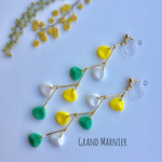 ひらひら花びらイヤリング・ピアス