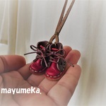 ＊革のミニショートブーツネックレス＊焦げ茶×赤＊