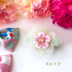 ベビーヘアクリップ♡ 桜のふわふわチュールと選べるリボンの2点セット