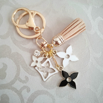 handmade♥大人気 フラワー チャーム付きキーリング♥バッグチャーム
