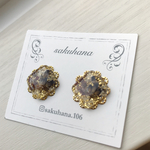 透かしパーツのピアス lavender
