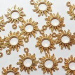 【再販】太陽　サン　１５個　レジン　空枠　