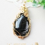 ハイパーシーン＊黄金の羽の使い　ペンダントトップ（ネックレス＊天然石＊ワイヤーアクセサリー＊ワイヤーアートジュエリー）