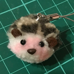 小さなハリネズミ 