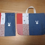 うさぎのアップリケ絵本バックと巾着