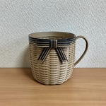 リボン付きコーヒーカップかご