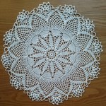 ドイリー (直径26cm)
