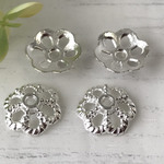 ビーズキャップ/PA4/約13mm 50個/花型 座金 留具/アクセサリー/パーツ